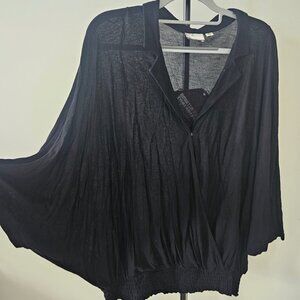 Anthropologie. Blouse. Size M. Color: Navy Blue